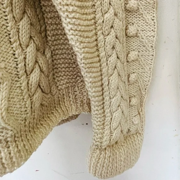 VINTAGE Cable Knit Icelandic-Chunky-hand-knitted-Beige-Fisherman-Sweater… - Picture 7 of 10